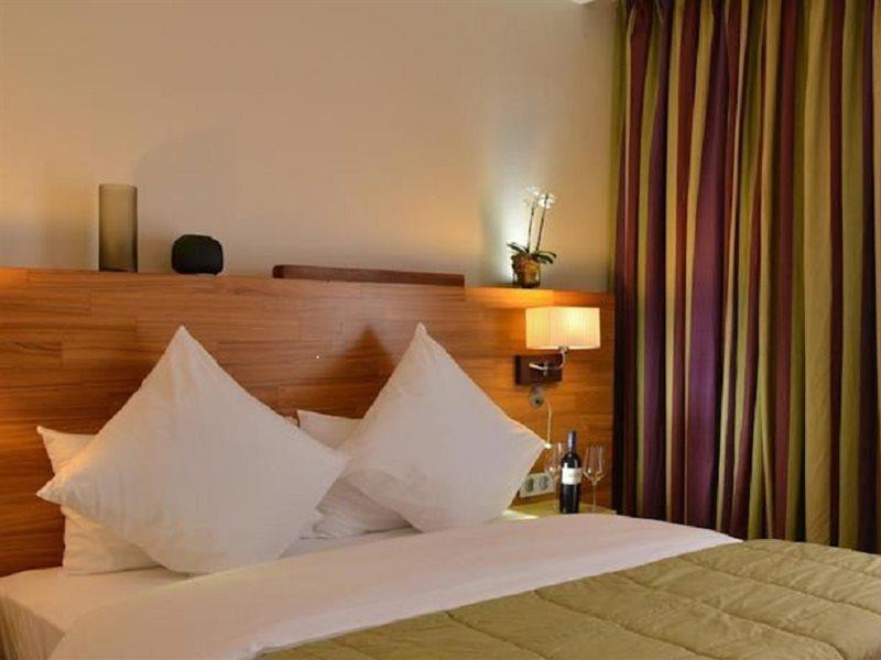 Hôtel Le Cristal Libreville Extérieur photo