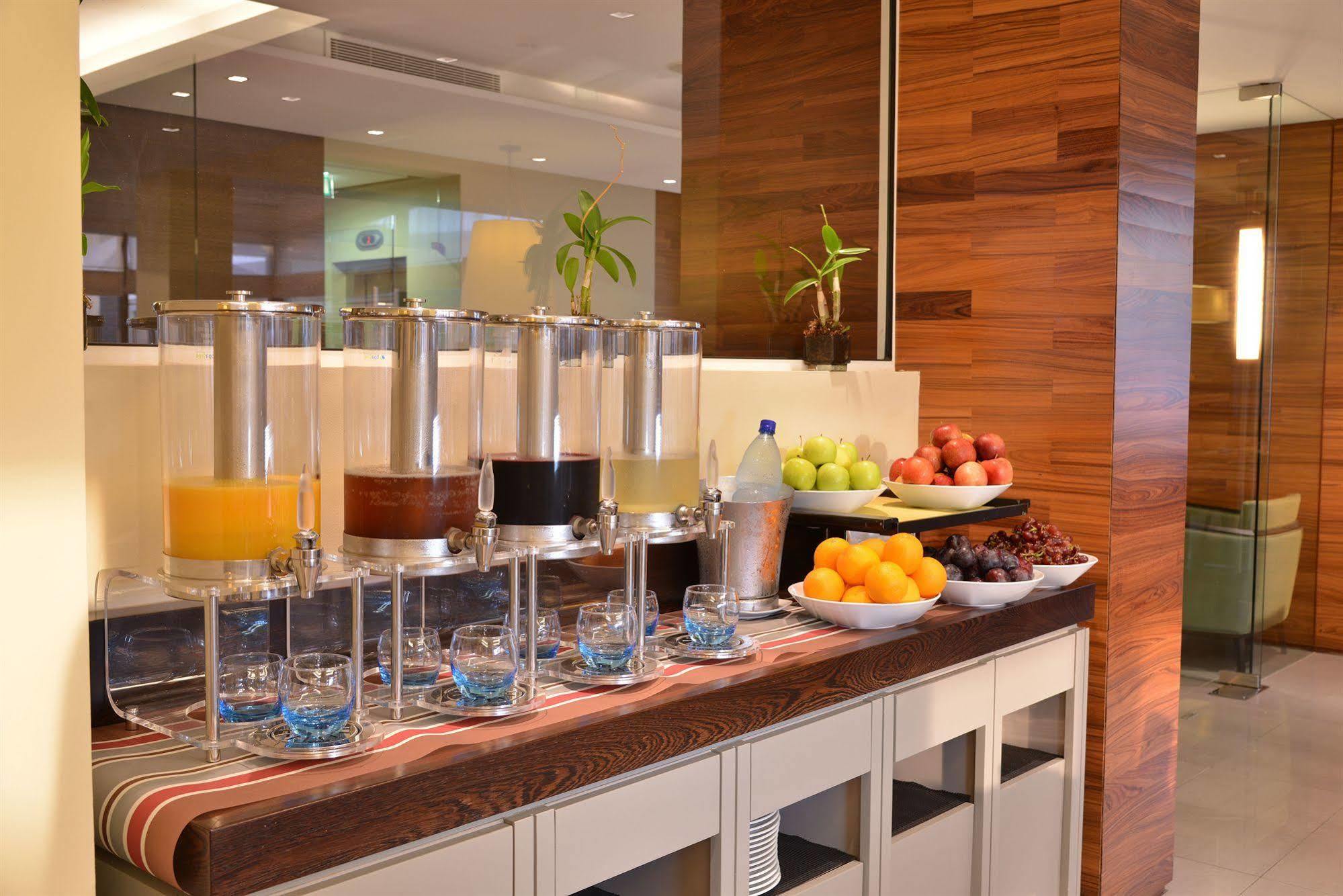 Hôtel Le Cristal Libreville Extérieur photo