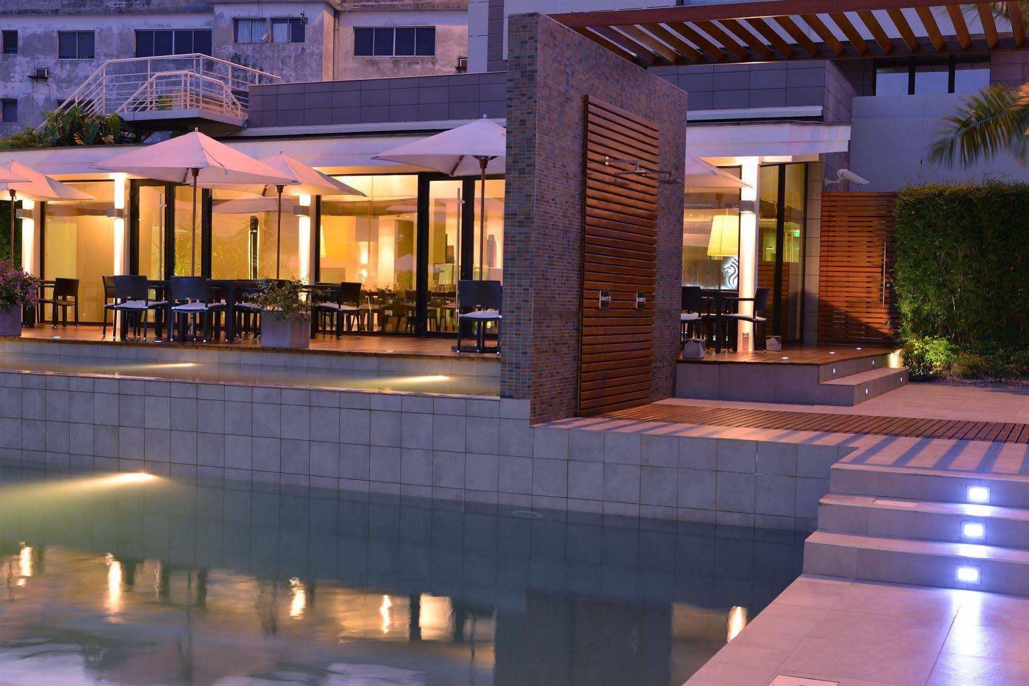 Hôtel Le Cristal Libreville Extérieur photo