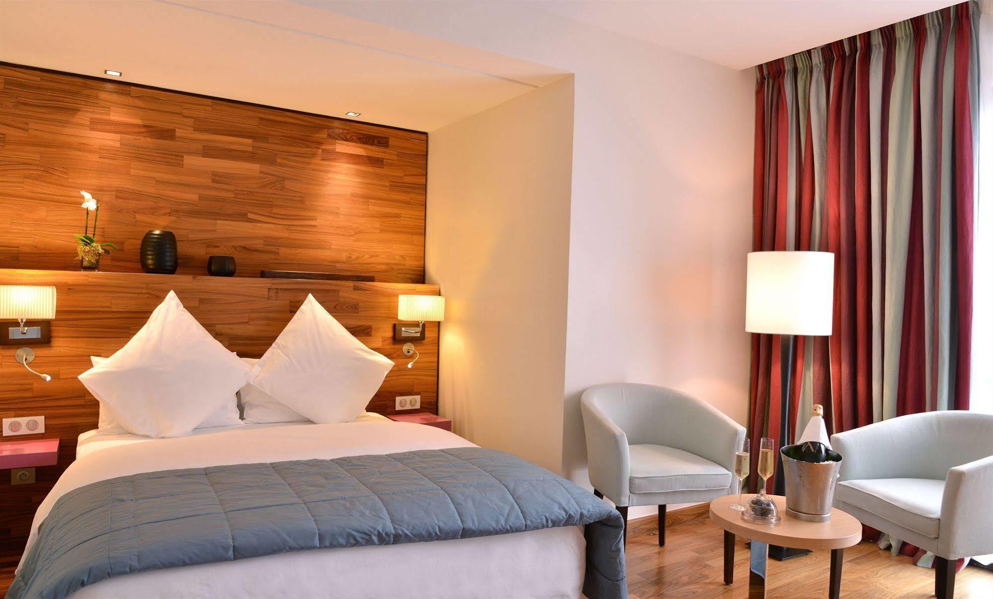 Hôtel Le Cristal Libreville Extérieur photo
